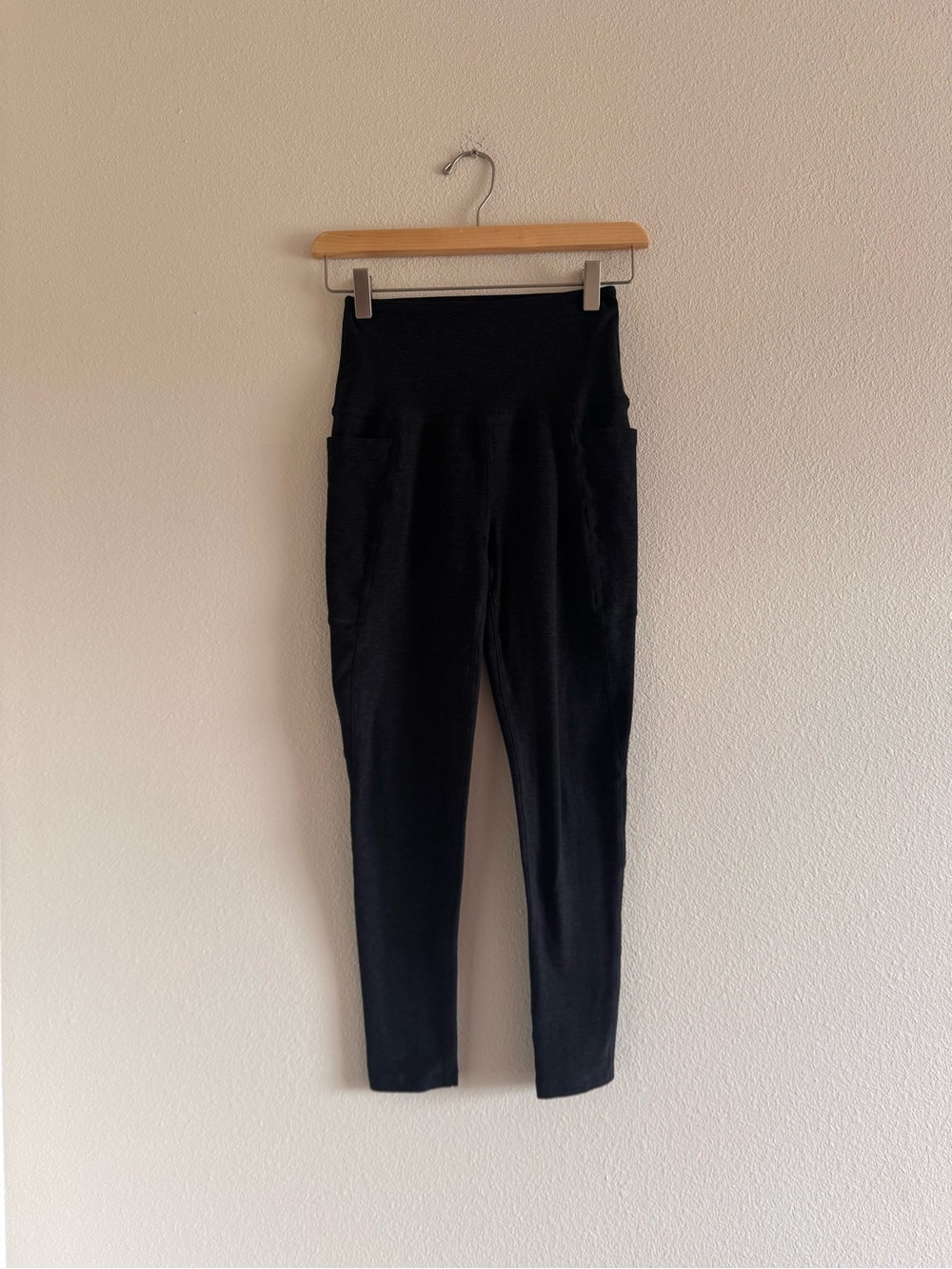 Beyond Yoga Black High-Rise Leggings with Side Pockets